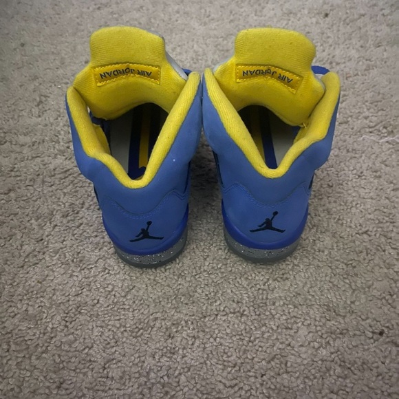 Jordan retros - Picture 3 of 5